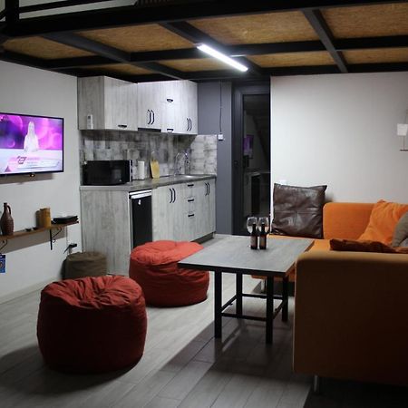 Shota'S Apartment تبليسي المظهر الخارجي الصورة